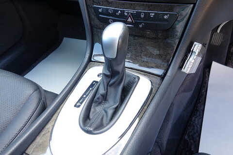 E320 Avantgarde Estate 7 G-Tronic Automatic Estate 3.2 Automatic Petrol