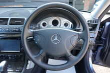 Mercedes-Benz E-Class E320 Avantgarde Estate Automatic 