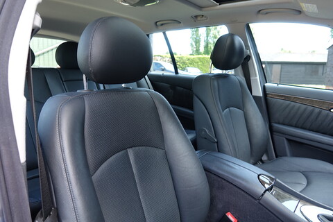 E320 Avantgarde Estate 7 G-Tronic Automatic Estate 3.2 Automatic Petrol