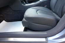 Mercedes-Benz E-Class E320 Avantgarde Estate Automatic 