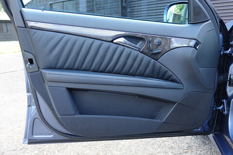E320 Avantgarde Estate 7 G-Tronic Automatic Estate 3.2 Automatic Petrol