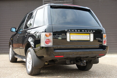 Range Rover 4.4 V8 Vogue Petrol AWD Automatic (ULEZ Compliant, New MOT, Major Service)