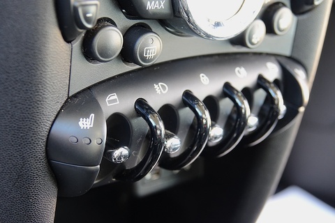 1.6 Cooper S Hatchback 3dr Petrol Steptronic Euro 5 (184 ps)