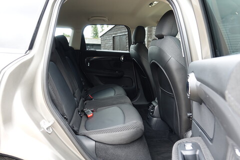 1.5 7.6kWh Cooper SE Auto ALL4 Euro 6  Hatchback 1500 Automatic Petrol Hybrid