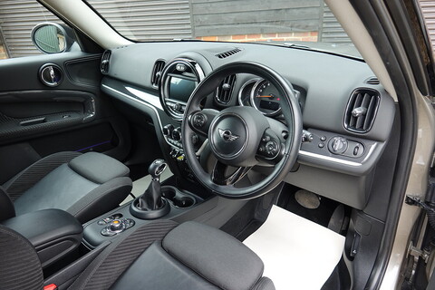 1.5 7.6kWh Cooper SE Auto ALL4 Euro 6  Hatchback 1500 Automatic Petrol Hybrid