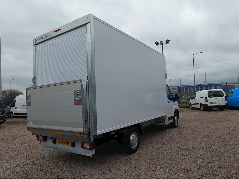 Maxus Deliver 9 Luton Tail Lift Base LWB - N1307
