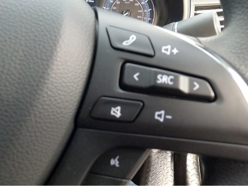 Maxus eDeliver 9 Lh Lux 88.5Kwh - N1361