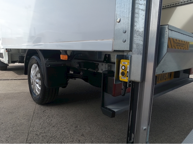 Maxus Deliver 9 Luton Tail Lift Lux LWB - N1759