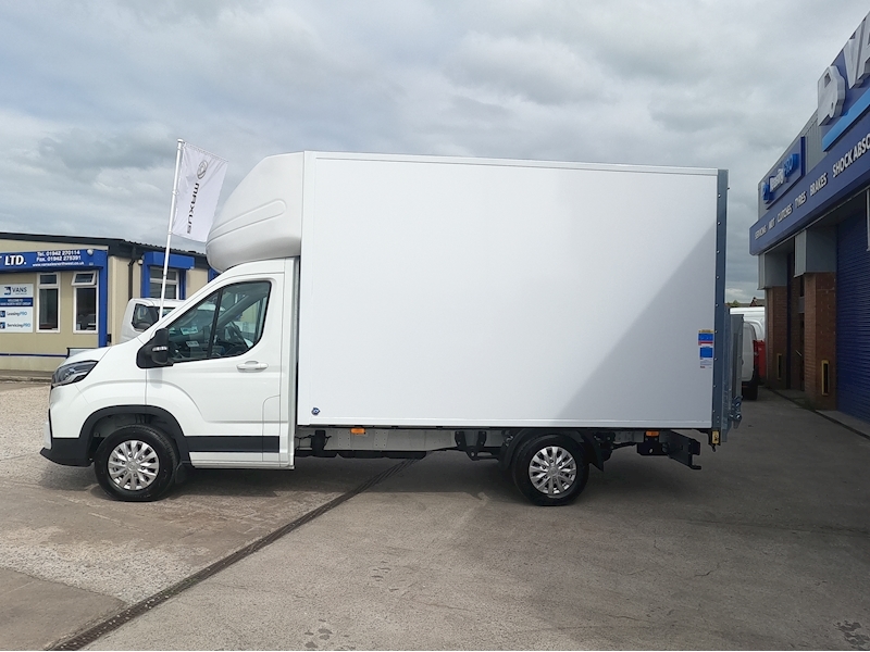 Maxus Deliver 9 Luton Tail Lift Lux LWB - N1759
