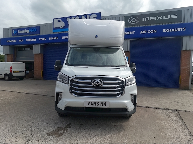 Maxus Deliver 9 Luton Tail Lift Lux LWB - N1759