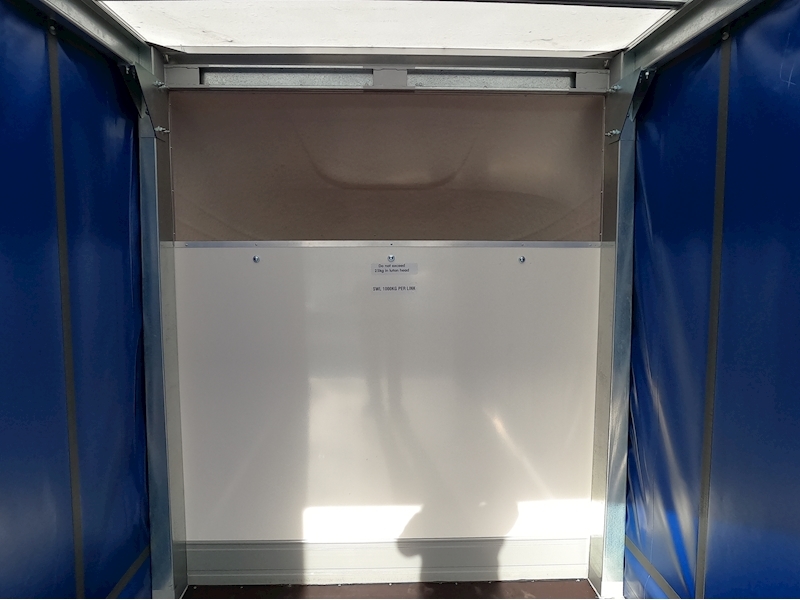 Maxus Deliver 9 Base Lwb Curtainside - N1760