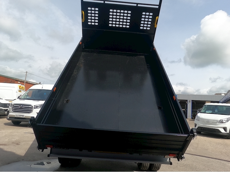 Maxus Deliver 9 Base Tipper DRW - N1792