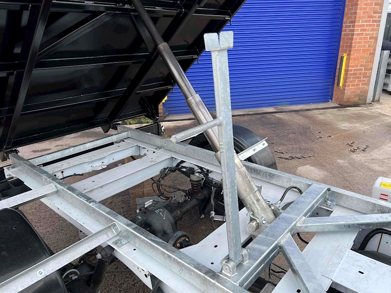 Ford Transit 350 L2 C/C Srw Tipper - N1876