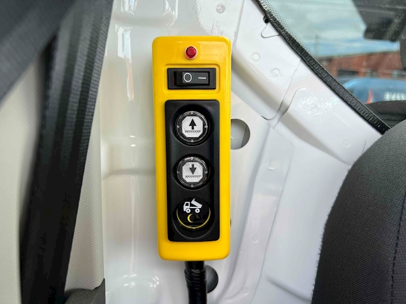 Ford Transit 350 L2 C/C Srw Tipper - N1876