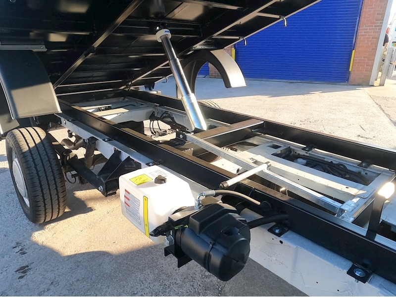 Maxus Deliver 9 Tipper - N371