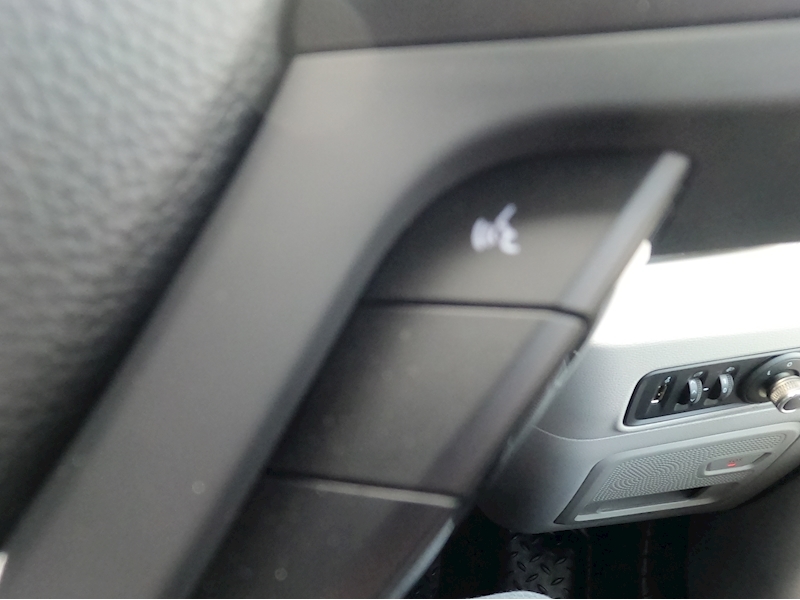 Maxus Deliver 9 LH Lux FWD P/V - N759