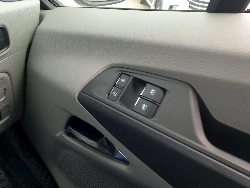 Maxus Deliver 9 Lux Lxh P/V - N798