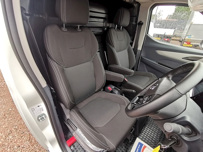 MAXUS eDeliver 3 L1h1 Panel Van 50.23Kwh - U1140