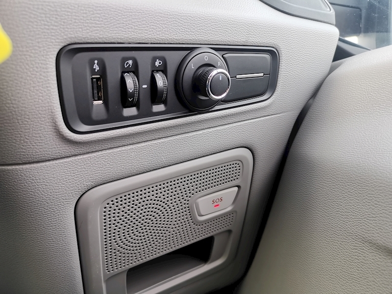 MAXUS Deliver 9 D20 LH Base RWD - U1143