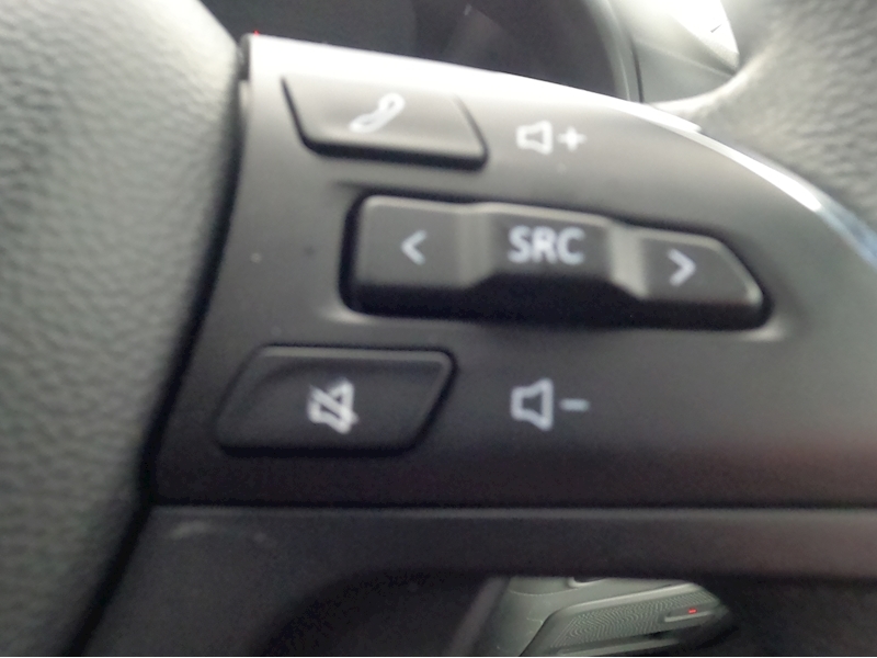 MAXUS Deliver 9 Luton Tail Lift - U1338