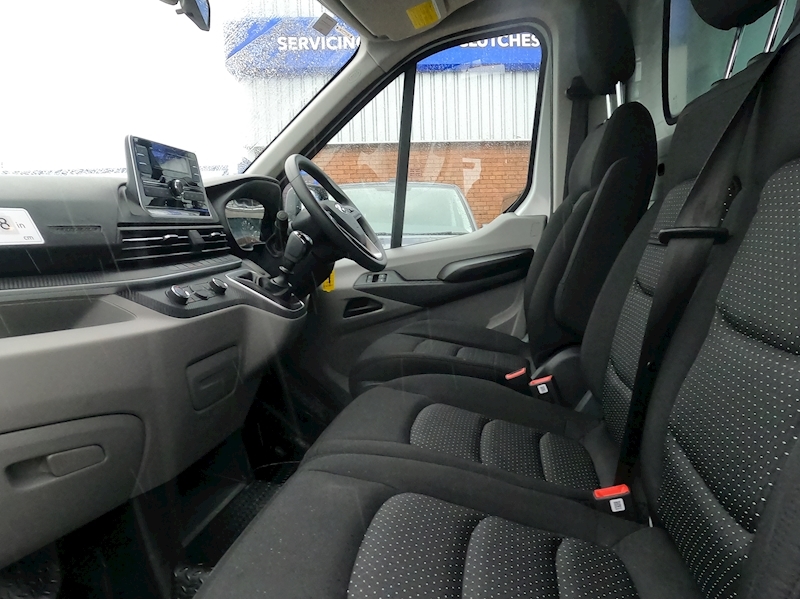 MAXUS Deliver 9 Luton Tail Lift - U1338