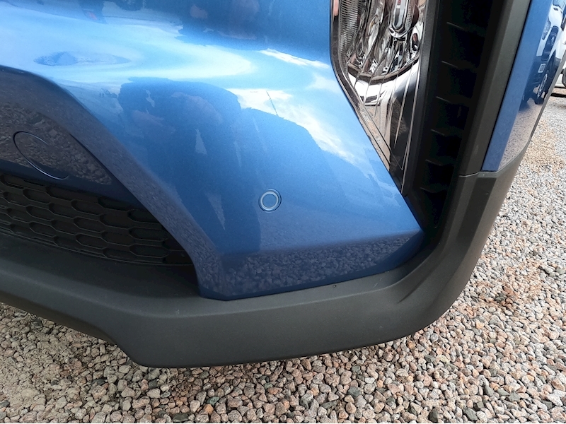 Maxus Deliver 9 Lux Lh P/V - U1345