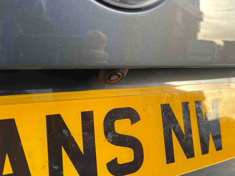 Volkswagen Transporter TDI T28 Highline - U1467