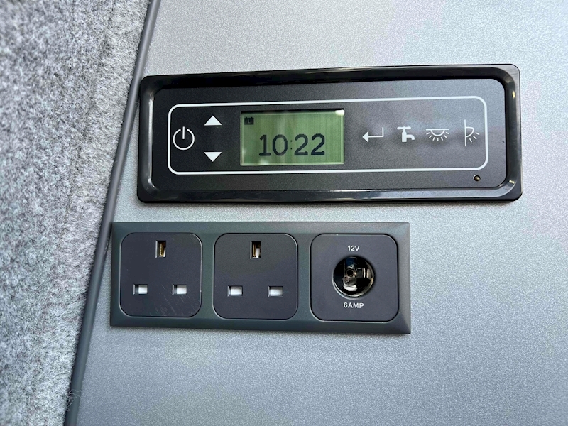 Volkswagen Transporter TDI T28 Highline - U1467