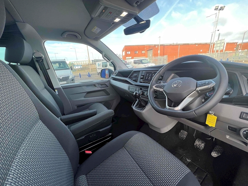 Volkswagen Transporter T32 150PS Highline Kombi - U1505