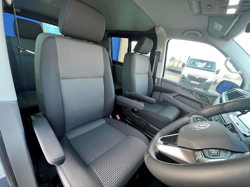 Volkswagen Transporter T32 150PS Highline Kombi - U1505