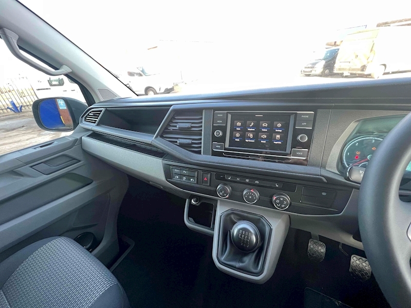 Volkswagen Transporter T32 150PS Highline Kombi - U1505