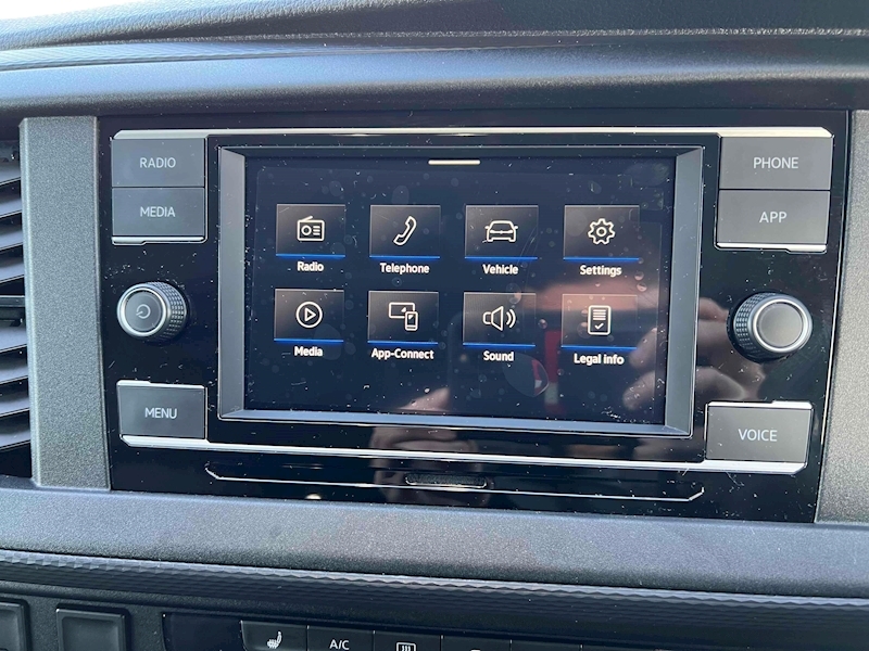 Volkswagen Transporter T32 150PS Highline Kombi - U1505