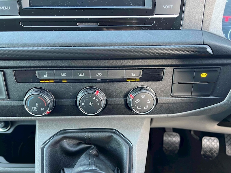 Volkswagen Transporter T32 150PS Highline Kombi - U1505