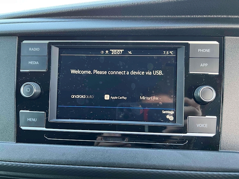 Volkswagen Transporter T32 150PS Highline Kombi - U1505