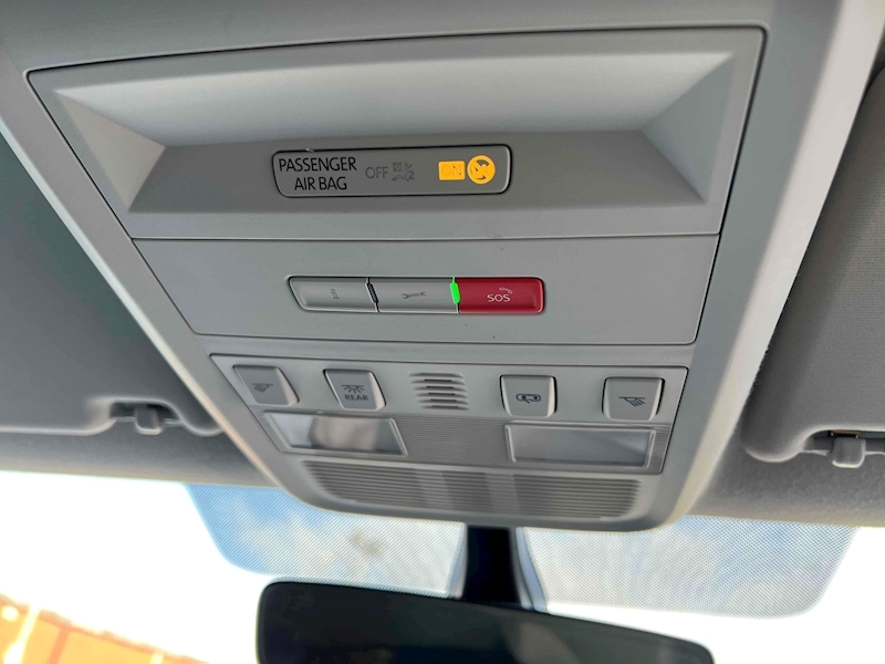 Volkswagen Transporter T32 150PS Highline Kombi - U1505