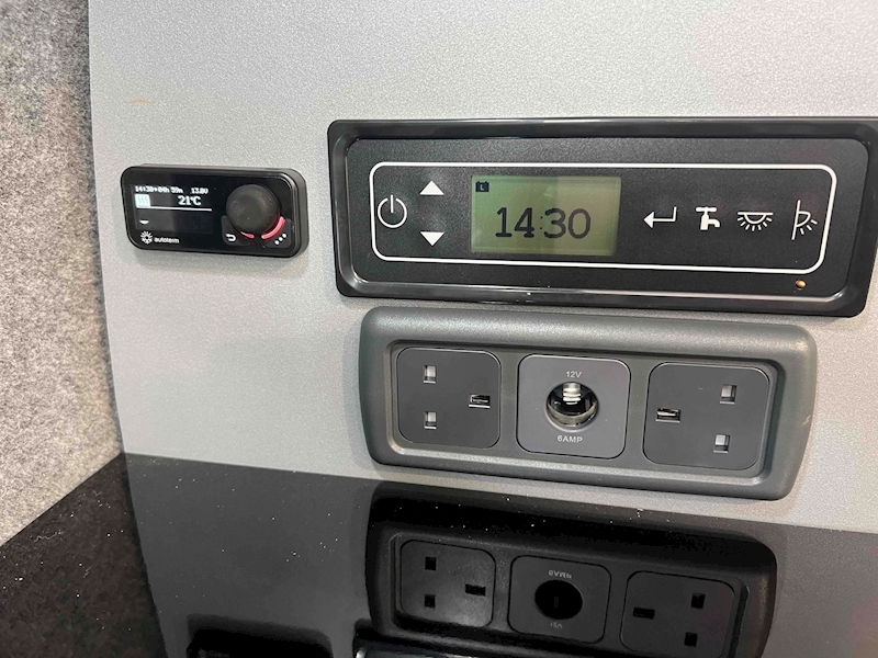 Ford Transit Custom CAMPER L1H1 Limited 170PS Automatic - U1577