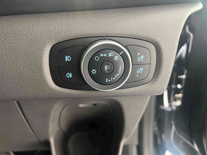 Ford Transit Custom 280S L1H1 Limited 130PS - U1579