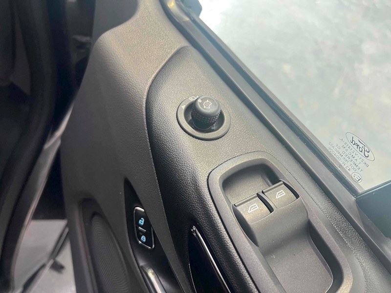 Ford Transit Custom 280S L1H1 Limited 130PS - U1579