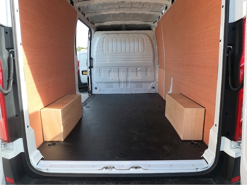 Maxus Deliver 9 LH FWD Lux - U1707