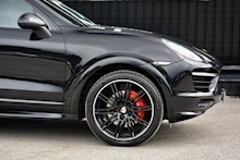 Porsche Cayenne Cayenne GTS 4.8 5dr SUV Tiptronic S Petrol - Thumb 28