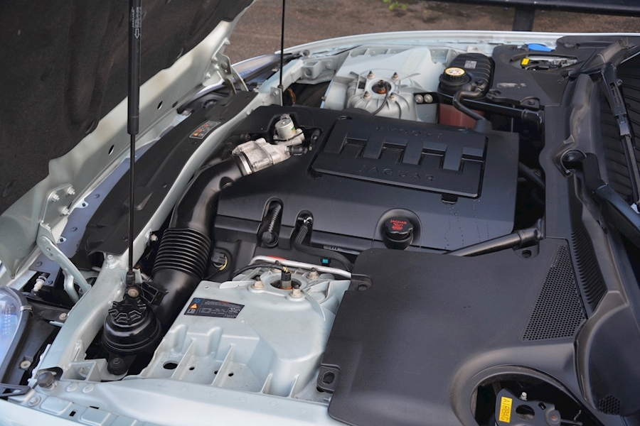 Jaguar XK 4.2 V8 Convertible *Rare Spec + Just 39k Miles* Image 9