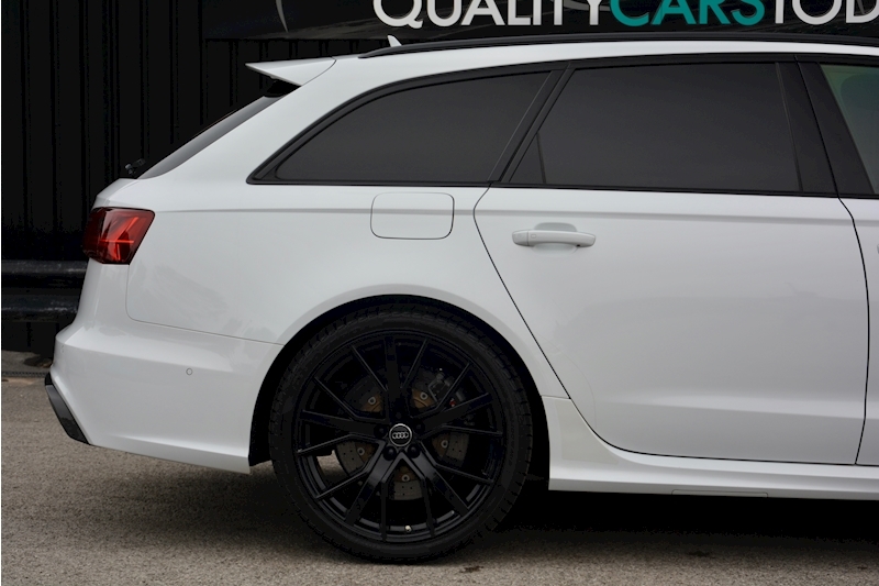 Audi RS6 Avant RS6 Avant Performance 4.0 5dr Avant Tiptronic Petrol Image 17