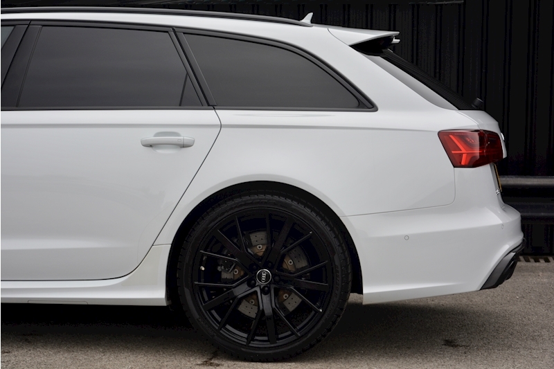 Audi RS6 Avant RS6 Avant Performance 4.0 5dr Avant Tiptronic Petrol Image 33