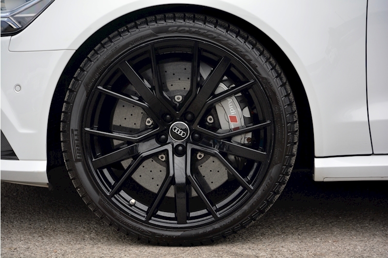 Audi RS6 Avant RS6 Avant Performance 4.0 5dr Avant Tiptronic Petrol Image 36