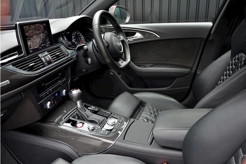 Audi RS6 Avant RS6 Avant Performance 4.0 5dr Avant Tiptronic Petrol Image 30
