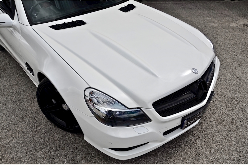 Mercedes-Benz SL Class SL Class 3.5 2dr Convertible Automatic Petrol Image 5