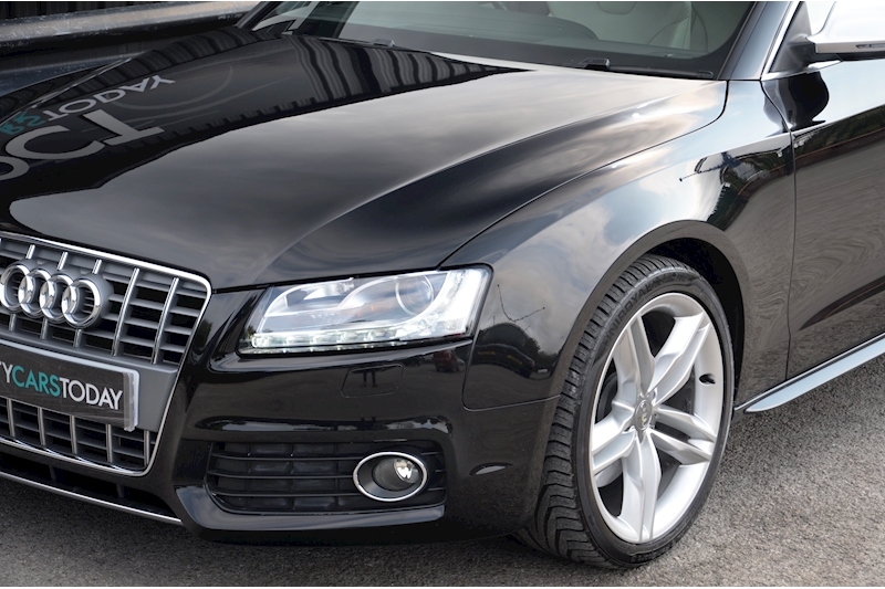 Audi A5 A5 4.2 2dr Coupe Manual Petrol Image 14