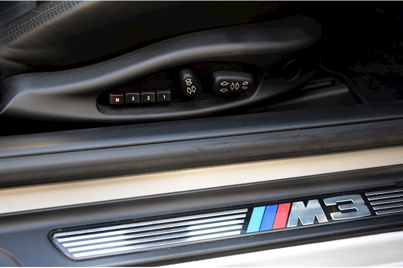 BMW M3 Series M3 Series M3 Convertible 3.2 2dr Convertible Manual Petrol Image 23