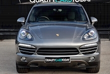 Porsche Cayenne 3.0 D V6 1 Owner + Over £15k Options + Rear Screens - Thumb 3