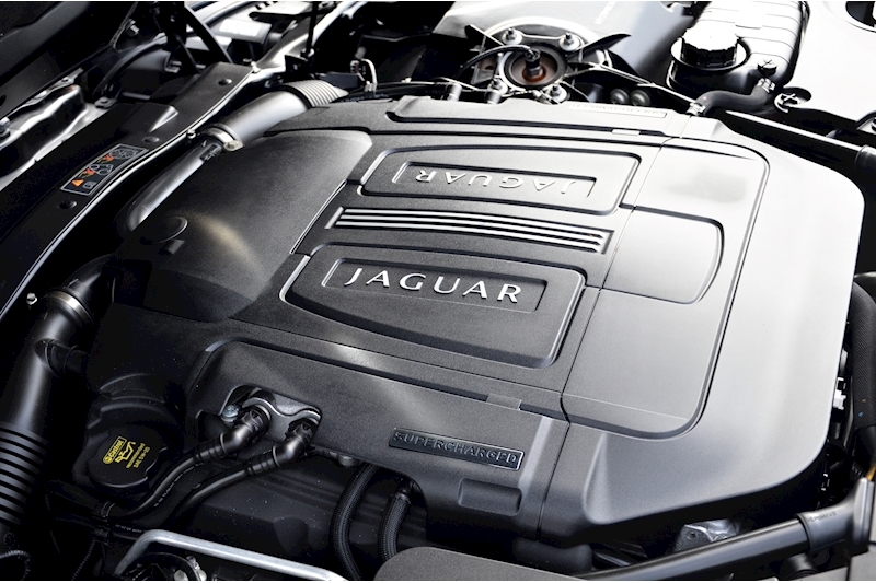 Jaguar XKR XKR 5.0 Supercharged Coupe 2dr Petrol Automatic (292 g/km, 503 bhp) 5.0 2dr Coupe Automatic Petrol Image 14